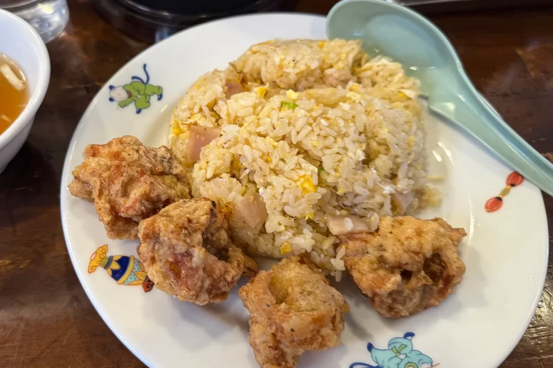 「天龍」の唐揚げチャーハン