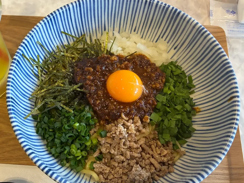 YUBUNE SAUNA PARKのレストランの混ぜそば